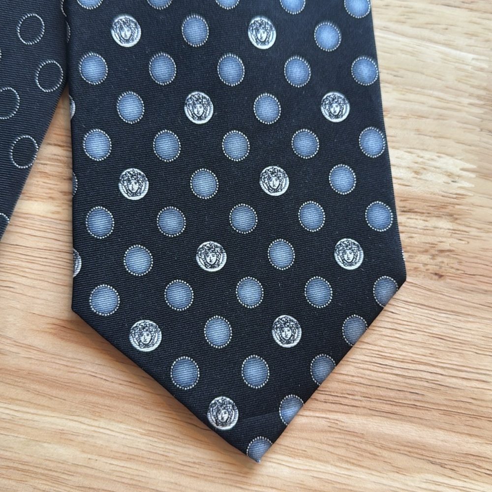 Gianni Versace Navy Blue Polka Dot Logo Tie w/ Bag - Picture 5 of 5
